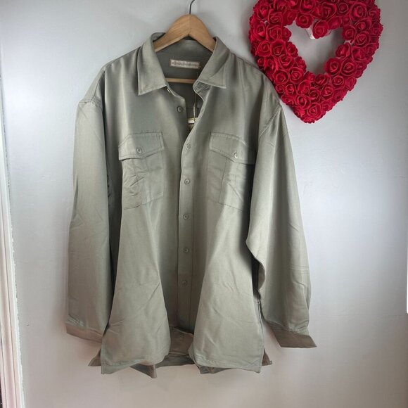 Bungalow Men's Cargo Safari Collar Buttons Down Shirt X-Large in Dark Sand - Picture 1 of 11
